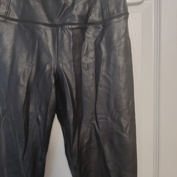 Wilfred Daria Leather Leggings - Picture 4 of 5